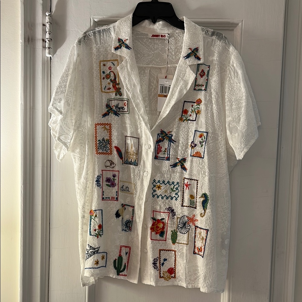 Johnny Was  eyelet embroidered 
Button down shirt